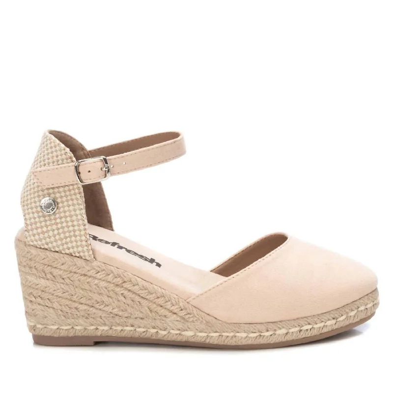 Women's Wedge Sandals In Beige